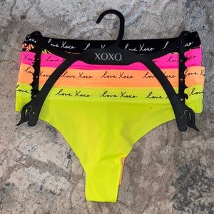 4 Pk Neon Thongs